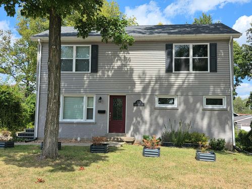 223 E Lowry Ln, Lexington, KY, 40503-2614 | Card Image