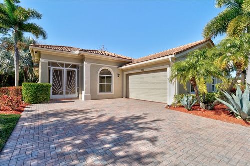 3211 Sussex Way, Vero Beach, FL, 32966-6473 | Card Image