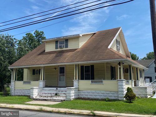 206 N Market St, BLADES, DE, 19973-3412 | Card Image