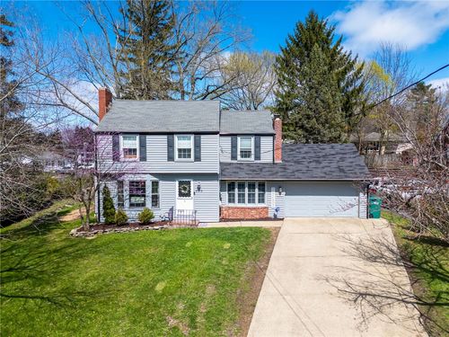 216 W Northview Ave, New Castle, PA, 16105-1921 | Card Image