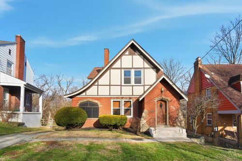 2752 Mckinley Avenue, Cincinnati, OH, 45211 | Card Image