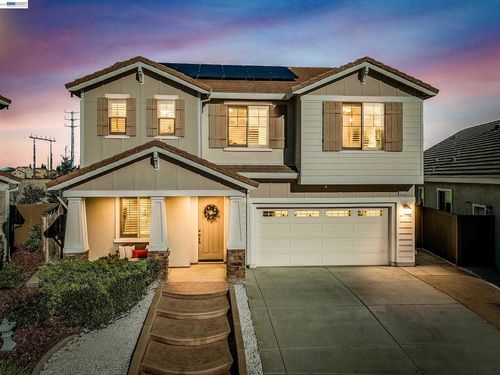 6224 Shimmer Falls Dr, Roseville, CA, 95747-4883 | Card Image
