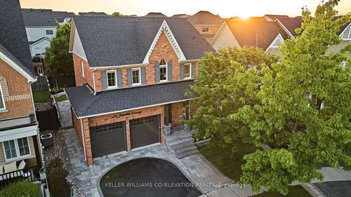 24 Rainbow Cres, Whitby, ON, L1M2N6 | Card Image