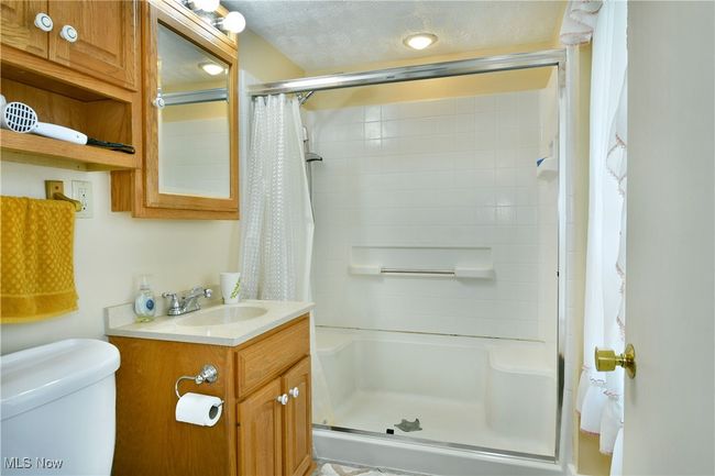 1774 Edgewood St Ne, House other with 3 bedrooms, 2 bathrooms and null parking in Warren OH | Image 19