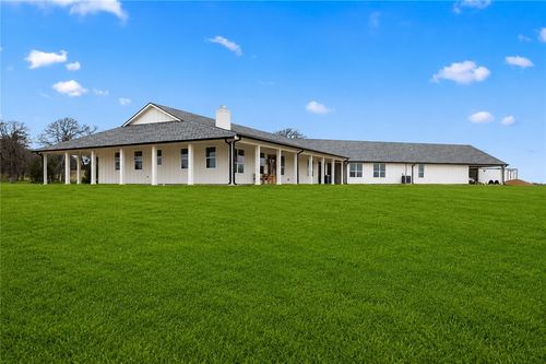 2300 Fm 2095, Cameron, TX, 76520-5472 | Card Image
