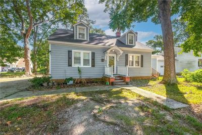 260 Lasalle Avenue, House other with 4 bedrooms, 2 bathrooms and null parking in Hampton VA | Image 3