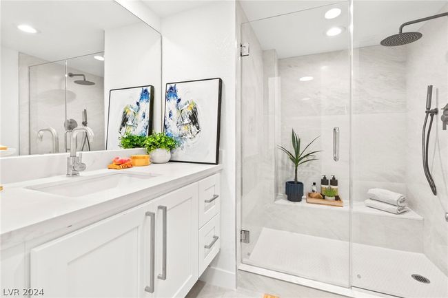 3111 Bel Air Dr, Unit#8F, Las Vegas, NV 89109 | Image 34
