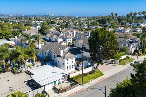 j-2680 Orange Ave, Costa Mesa, CA, 92627-4677 | Card Image