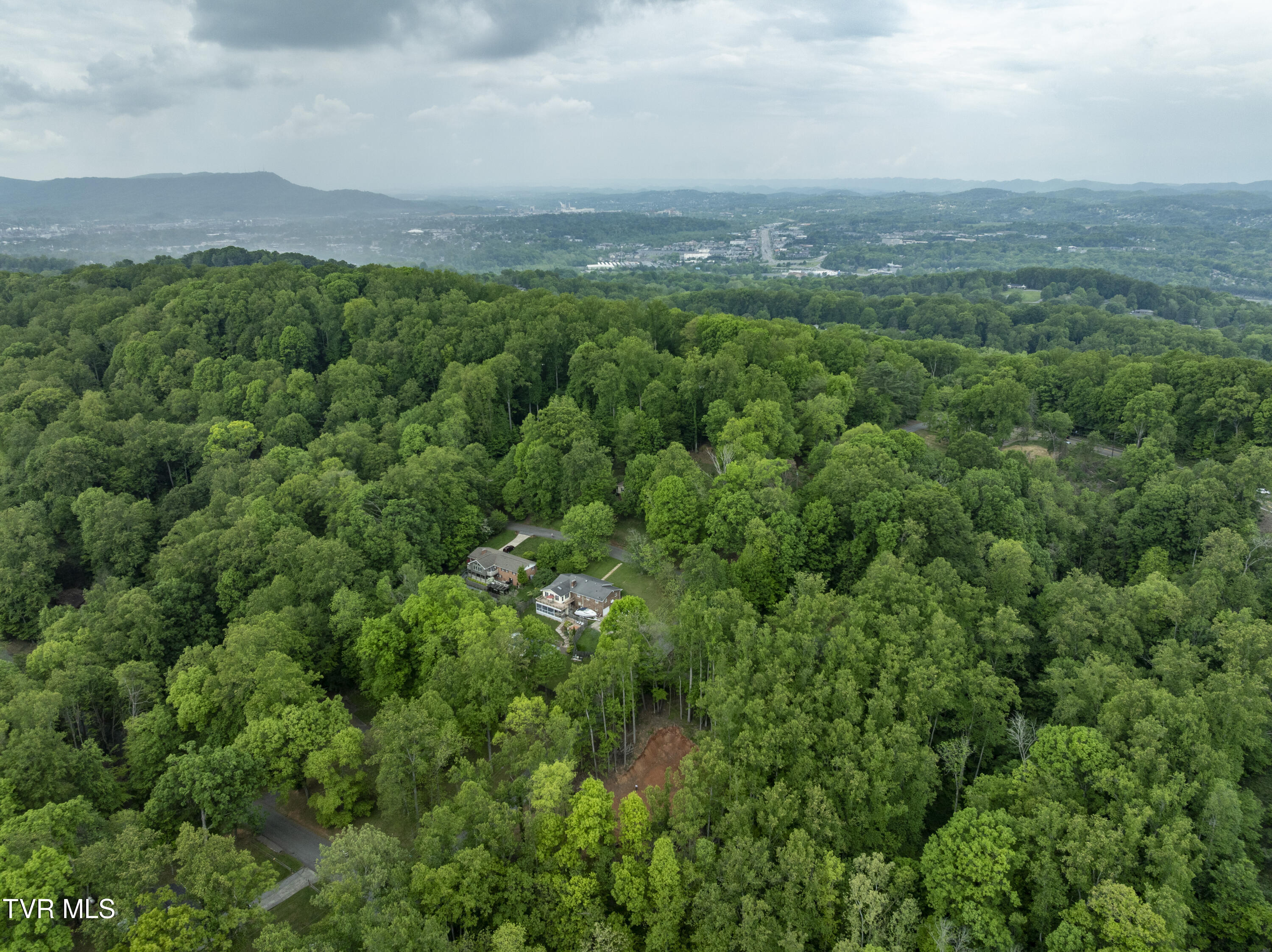 Land in Kingsport