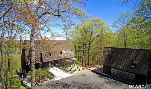 12 Hillcrest Ct, Ridgefield, CT, 06877-3019 | Card Image