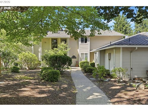 8229 Sw Mariners Dr, Wilsonville, OR, 97070-7455 | Card Image