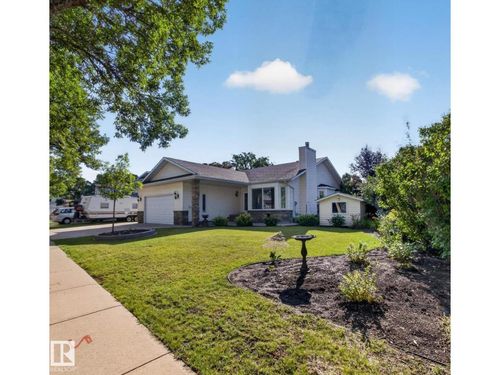 15 Westpark Way, Fort Saskatchewan, AB, T8L3W8 | Card Image