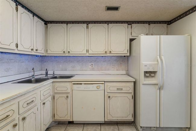 APT-403 - 851 Bayway Blvd, Condo with 2 bedrooms, 2 bathrooms and null parking in CLEARWATER BEACH FL | Image 41