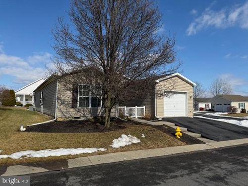 639 San Simeon Pl, EASTON, PA, 18040-7440 | Card Image
