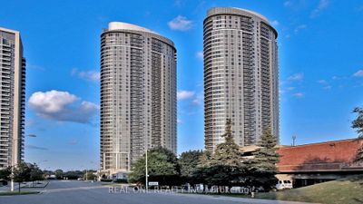 2803 - 125 Village Green Sq, Condo with 3 bedrooms, 2 bathrooms and 2 parking in Toronto ON | Image 1