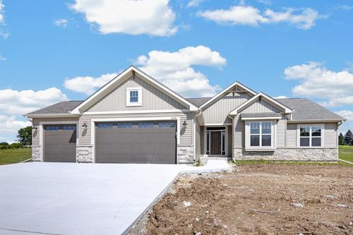 lt5-2132 River Glen Way, Burlington, WI, 53105 | Card Image