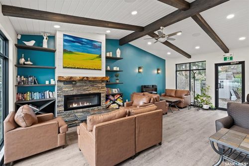 402 1st Ave S, Martensville, SK, S0K0A2 | Card Image