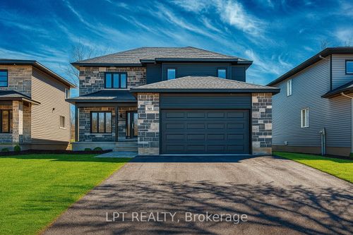 945 Katia Street, The Nation, ON, K0A2M0 | Card Image