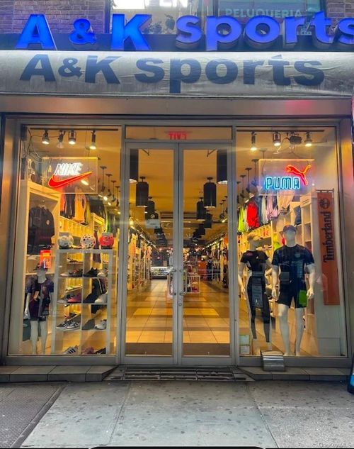 82-09 Roosevelt Ave, Jackson Heights, NY, 11372-7034 | Card Image