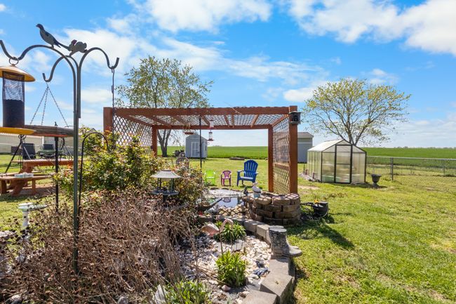 249 Bumpus Mill Rd, House other with 2 bedrooms, 1 bathrooms and 6 parking in Oak Grove KY | Image 20