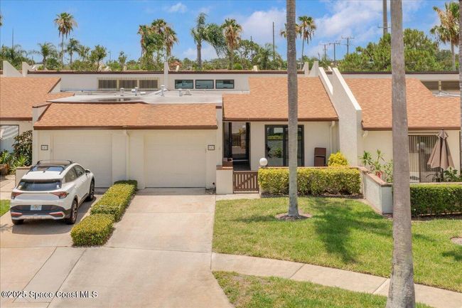 443 Hawthorne Ct, Townhouse with 2 bedrooms, 2 bathrooms and null parking in Indian Harbour Beach FL | Image 54