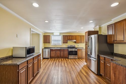 1210 Woodland Dr, Manchester, TN, 37355-2364 | Card Image