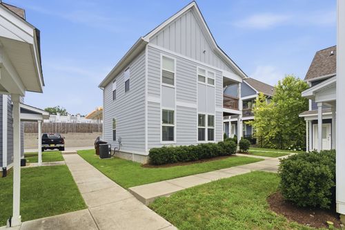 802 Briar Cir, Madison, TN, 37115 | Card Image