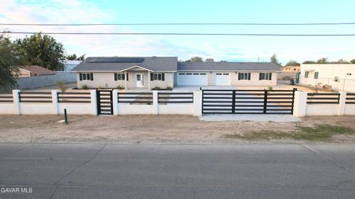 9737 E Avenue S, Littlerock, CA, 93543-1918 | Card Image