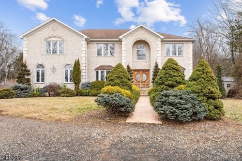 662 Foothill Rd, Bridgewater, NJ, 08807-1848 | Card Image