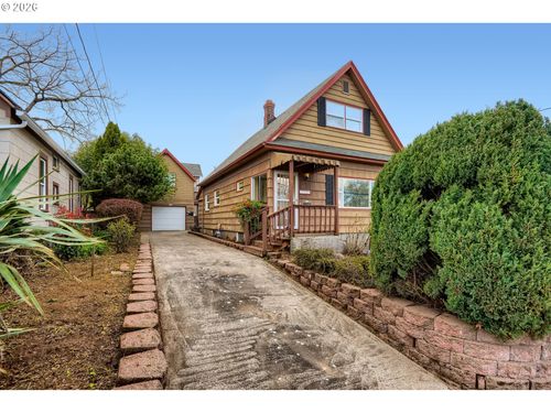 6105 Ne 13th Ave, Portland, OR, 97211-4234 | Card Image