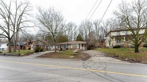 368 Fountain St S, Cambridge, ON, N3H1J3 | Card Image