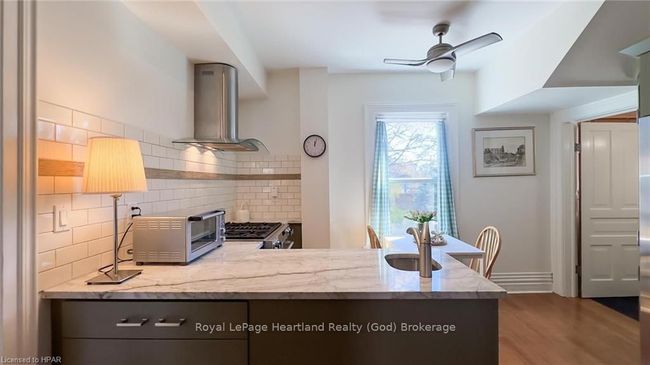 46 Elgin Ave W, House other with 4 bedrooms, 3 bathrooms and 6 parking in Goderich ON | Image 16