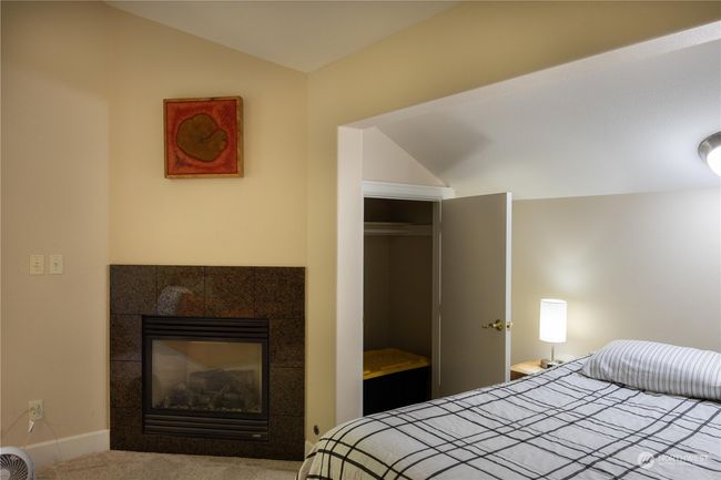 402 - 360 Knechtel Way Ne, Condo with 0 bedrooms, 1 bathrooms and null parking in Bainbridge Island WA | Image 10