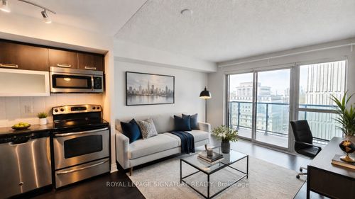 1810-28 Ted Rogers Way, Toronto, ON, M4Y2J4 | Card Image