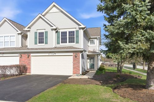 3138 Reflection Dr, Naperville, IL, 60564-4635 | Card Image