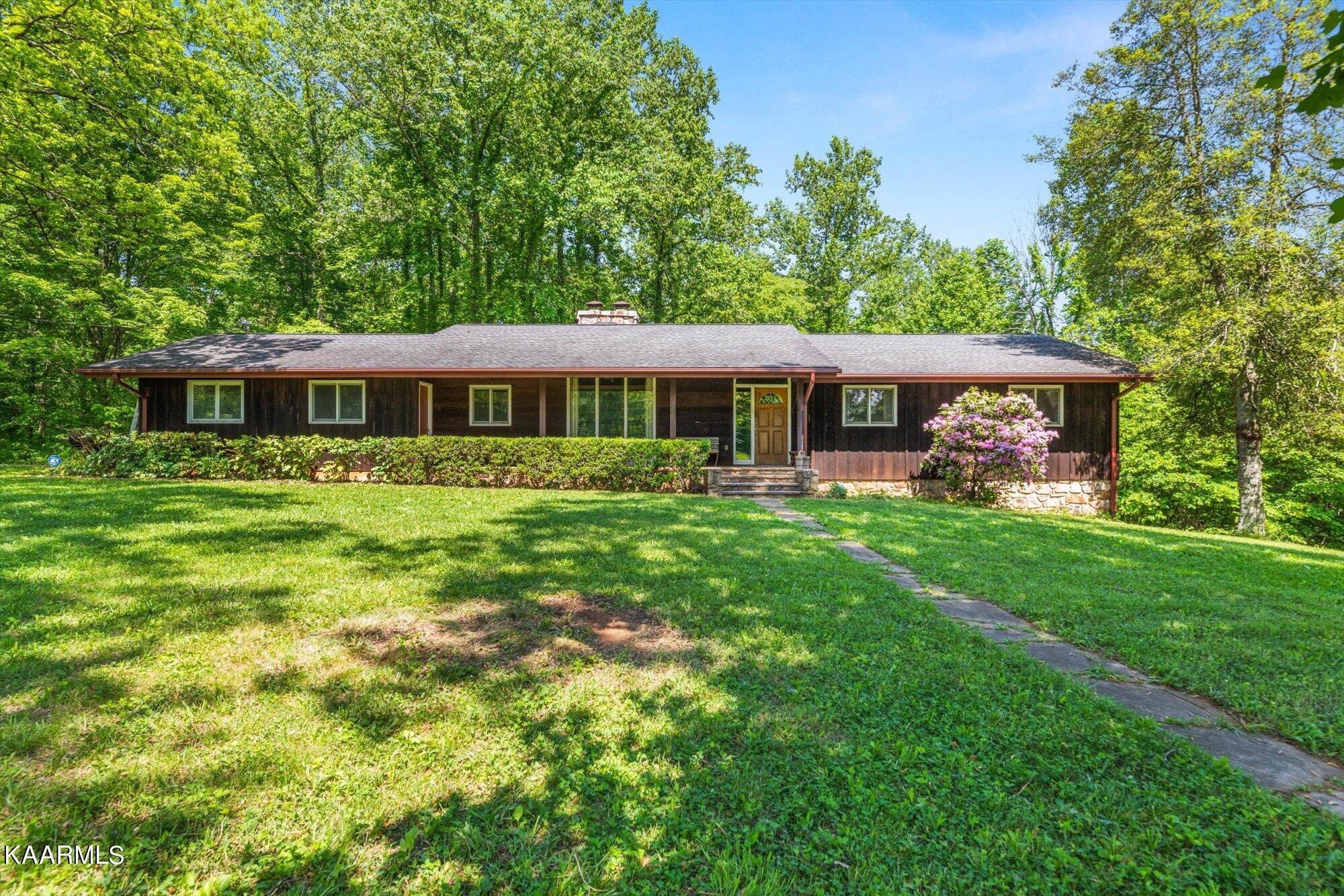 Emory Rd, Knoxville, TN 37931