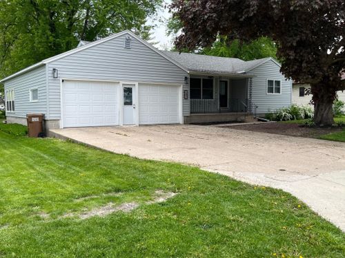 287 Morin Rd, Alden, MN, 56009-1011 | Card Image