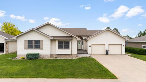 2002 Mulberry Dr, Norfolk, NE, 68701-3337 | Card Image