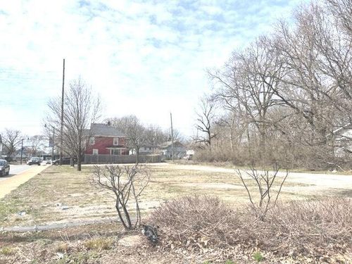 2902 N Capitol Ave, Indianapolis, IN, 46208-5131 | Card Image