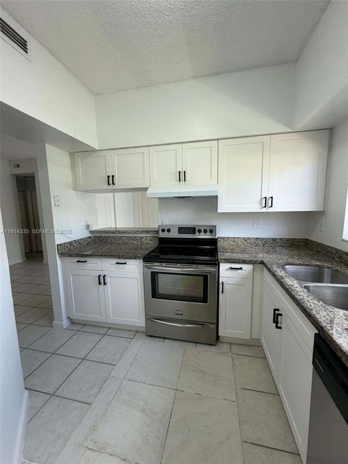 16e-2301 Nw 96th Ter, Pembroke Pines, FL, 33024-3042 | Card Image