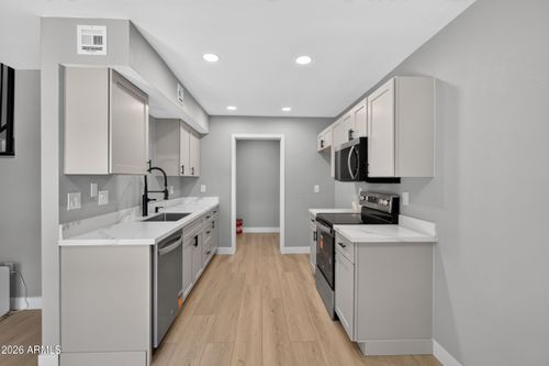 99-222 W Brown Rd, Mesa, AZ, 85201-3422 | Card Image