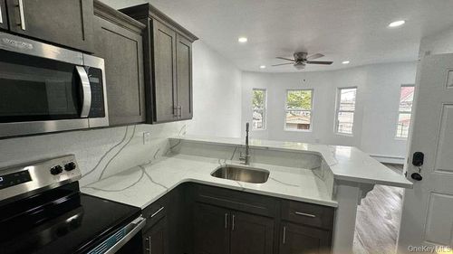 14507 105th Ave, Jamaica, NY, 11435-4905 | Card Image