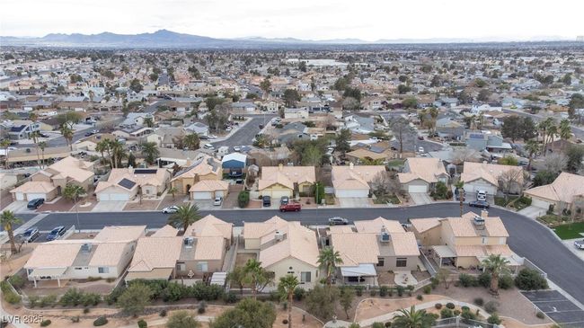 Bird's eye view featuring a residential view and a mountain view | Image 40
