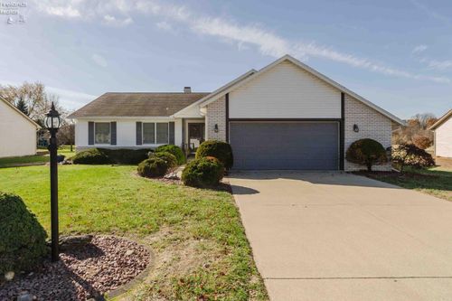 122 Orchard Grove Dr, Clyde, OH, 43410-1466 | Card Image