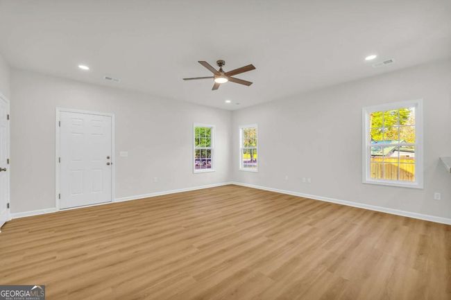 668 Brockton Rd, House other with 3 bedrooms, 2 bathrooms and 2 parking in Jefferson GA | Image 5