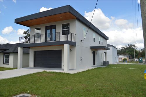 3915 W Robson St, TAMPA, FL, 33614-2635 | Card Image