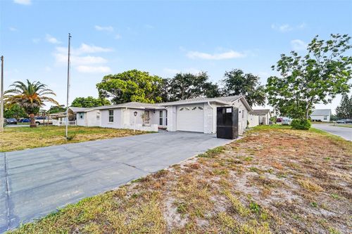 7923 Ironbark Drive, PORT RICHEY, FL, 34668 | Card Image