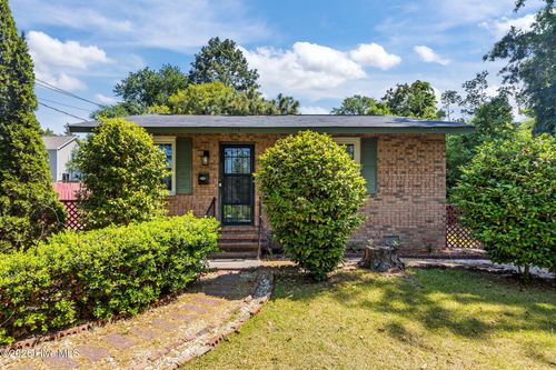 1255 W Illinois Ave, Southern Pines, NC, 28387-4521 | Card Image