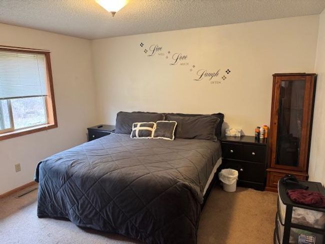 300 21 St Ave Sw, Townhouse with 4 bedrooms, 2 bathrooms and null parking in Cambridge MN | Image 7