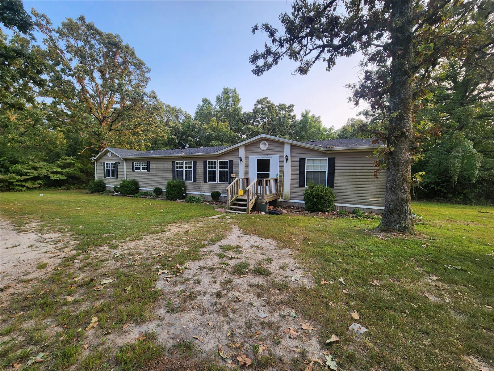 Ironwood Ln, Lebanon, MO 65536